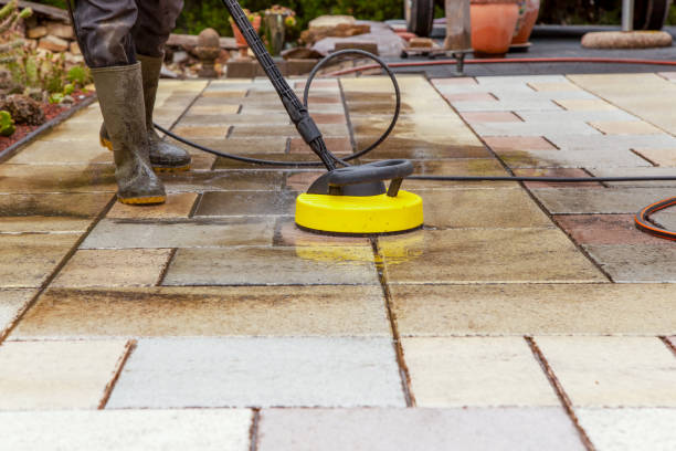 Playground Equipment Cleaning in Benavides, TX